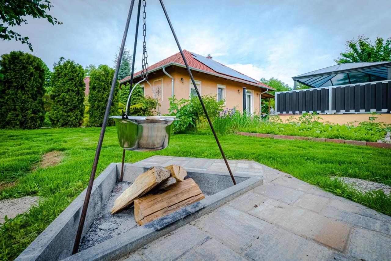 Ferienhaus Sunny Garden Siófok
